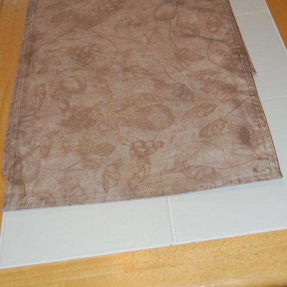 4 Tan/Brown/Beige Tone Fruit & Leaves Print Placemats  13 1/4" Wide by 18" Long - Picture 11 of 14